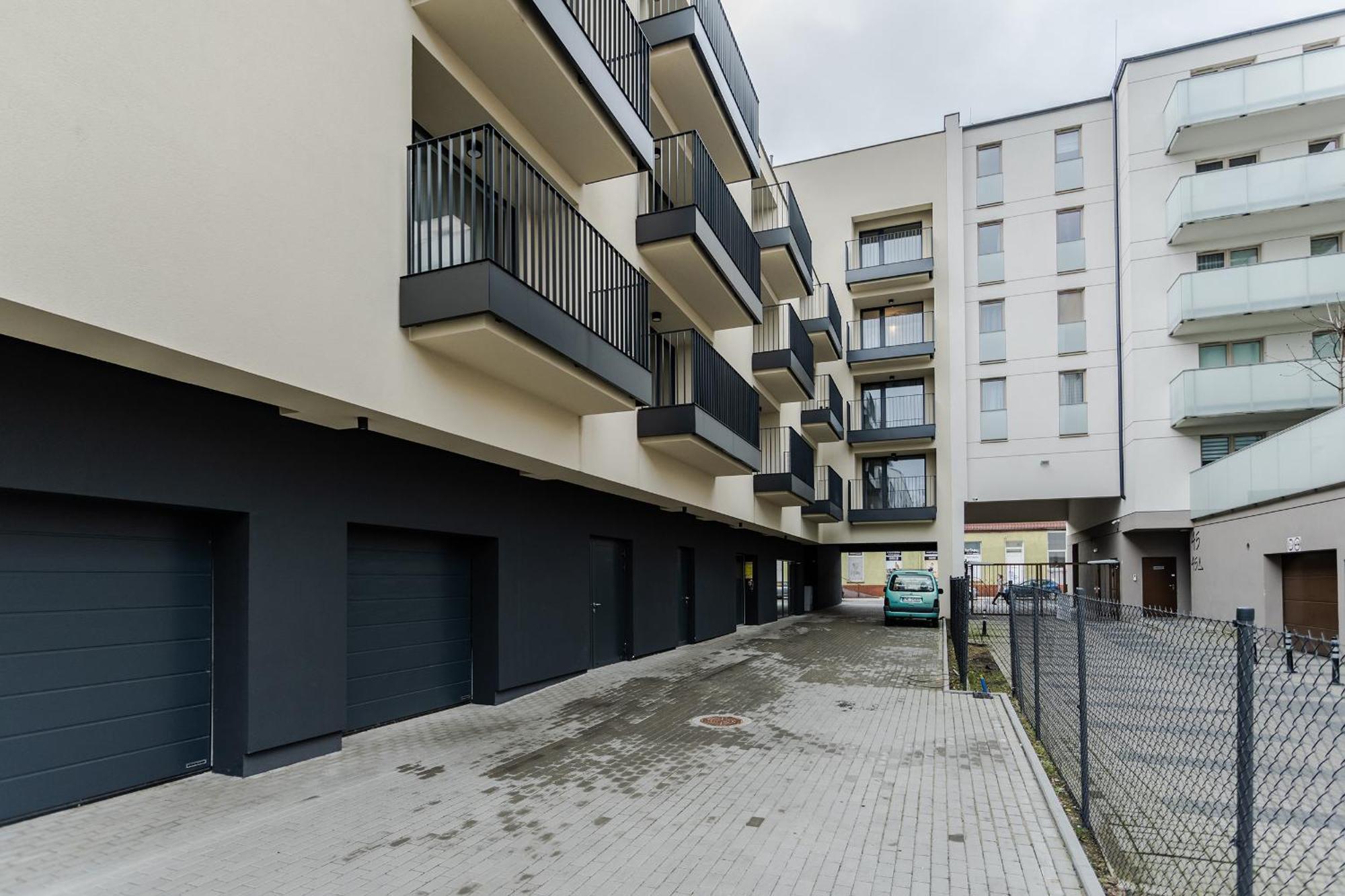 Stylowe Very Berry W Poznaniu Z Parkingiem I Balkonem By Renters
