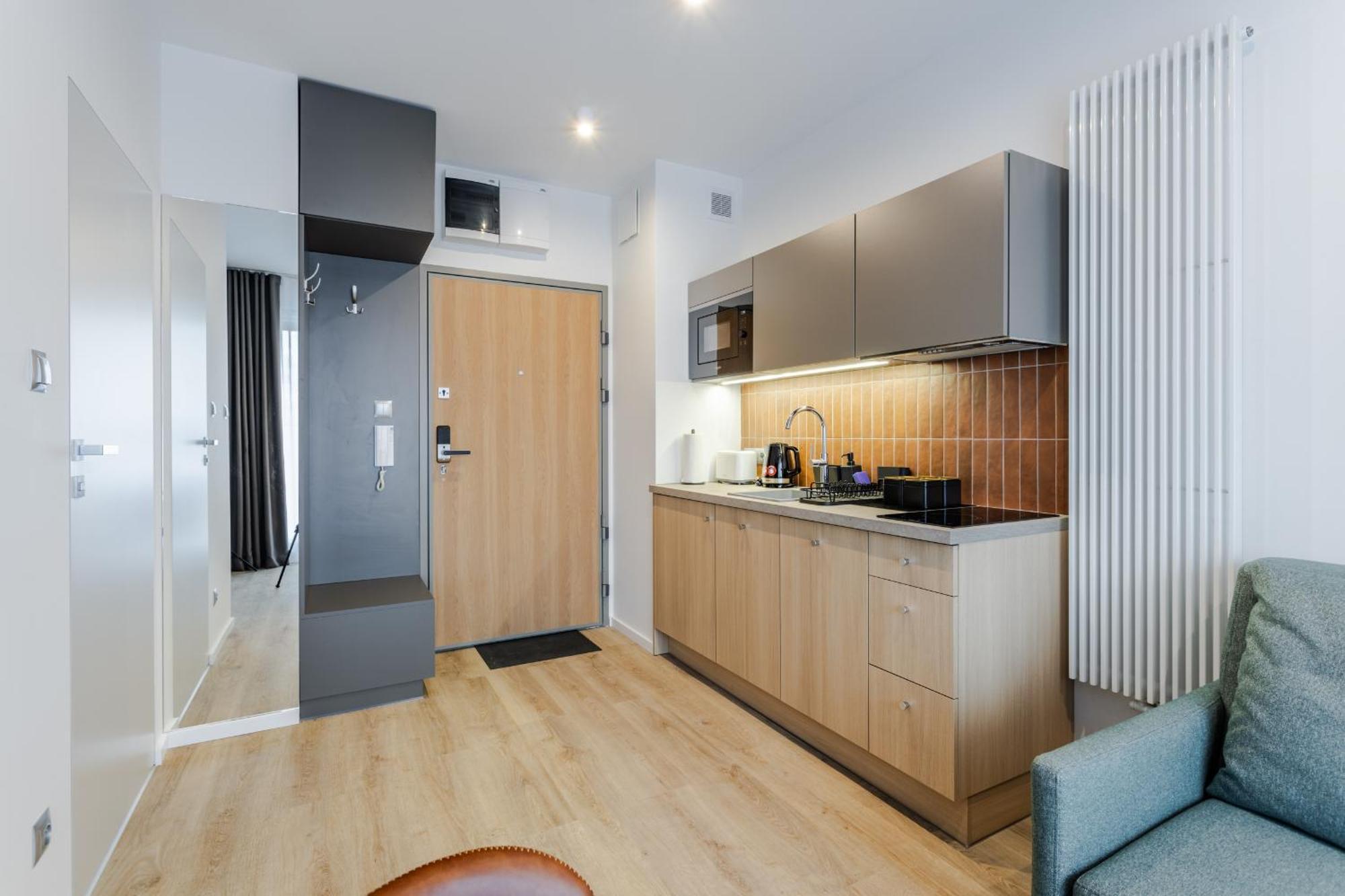 Stylowe Very Berry W Poznaniu Z Parkingiem I Balkonem By Renters Appartamento
